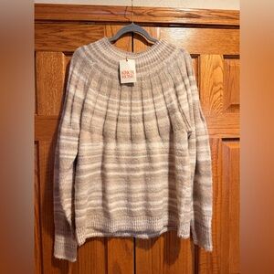 Knox Rose Ribbed Knit Sweater in Gray and Cream